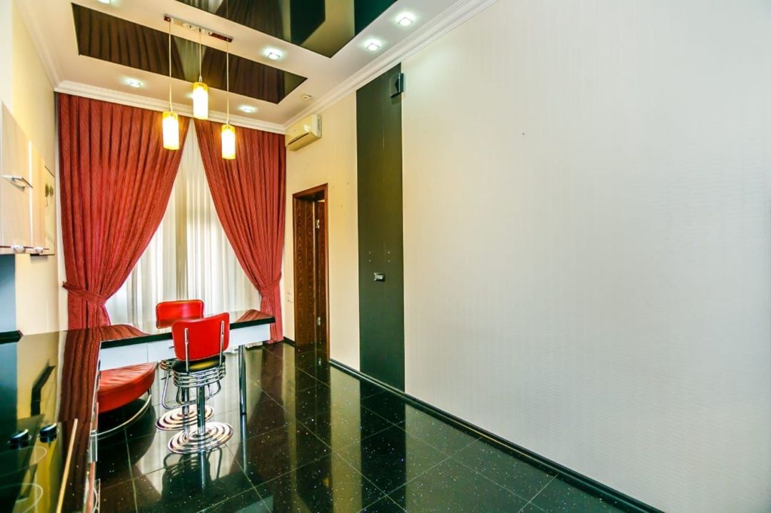 4-otaqlı mənzil kirayə verilir, Həzi Aslanov 115, 220 m² — Mənzil, Bakı (12)
