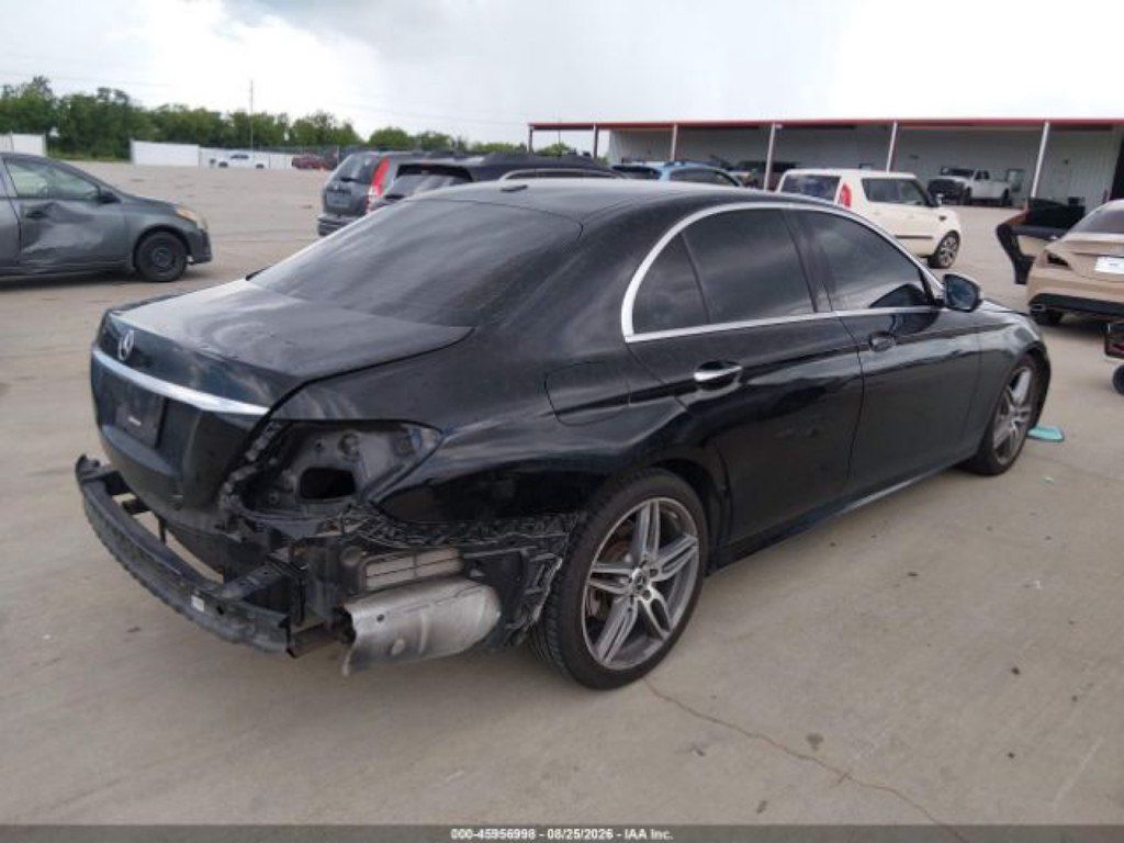 Mercedes E 250, 2.0 L, 2020 il, 215 303 km — Avtomobillər (4)