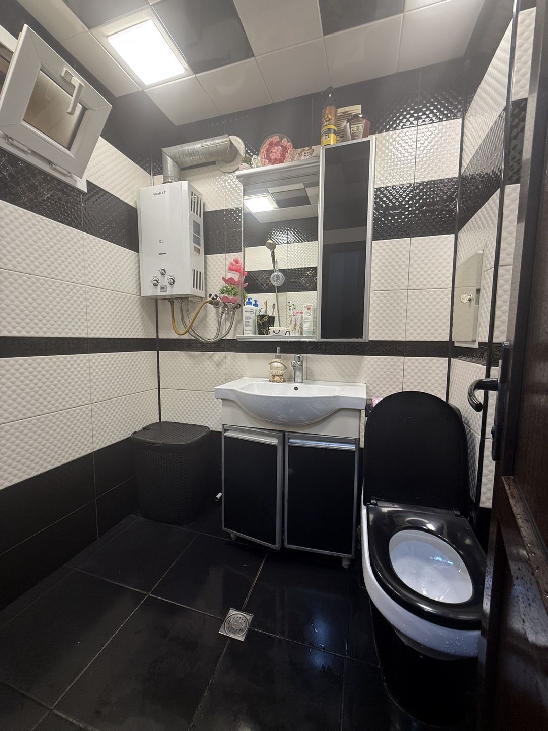 Satılır 3 otaqlı köhnə tikili 70 m² — Mənzil, Bakı (7)
