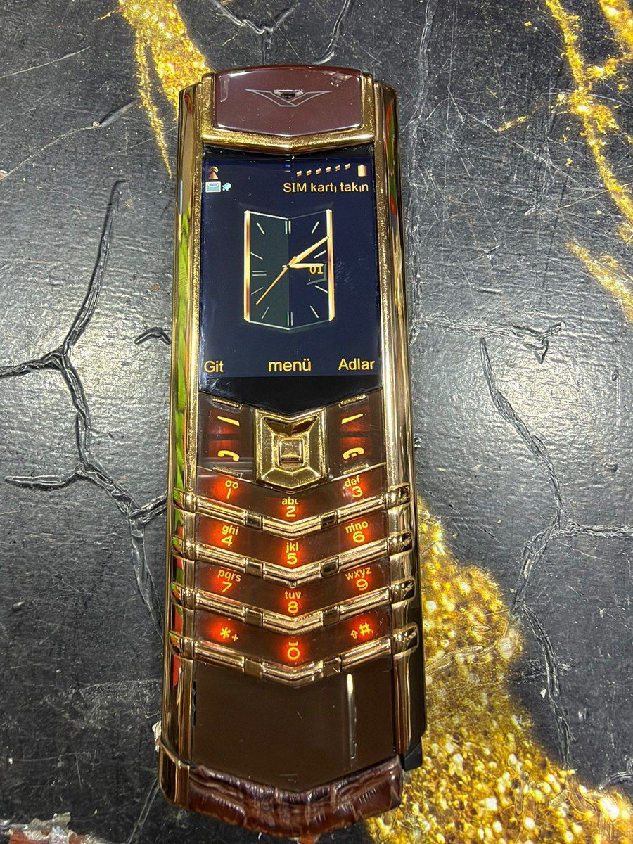 Vertu Signature S Design Deco Red Gold Red Sapphires 4GB — Smartfonlar, Bakı (2)