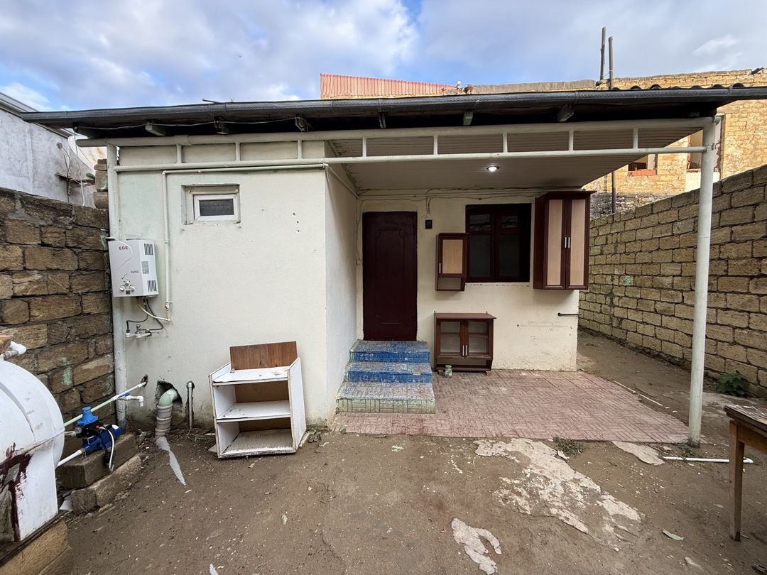 Həyət evi, Binəqədi qəs — Ev, villa, Bakı
