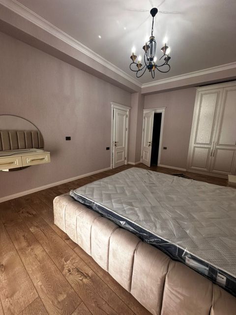 İcarəyə verilir 3 otaqlı yeni tikili 140.3 m² — Bakı