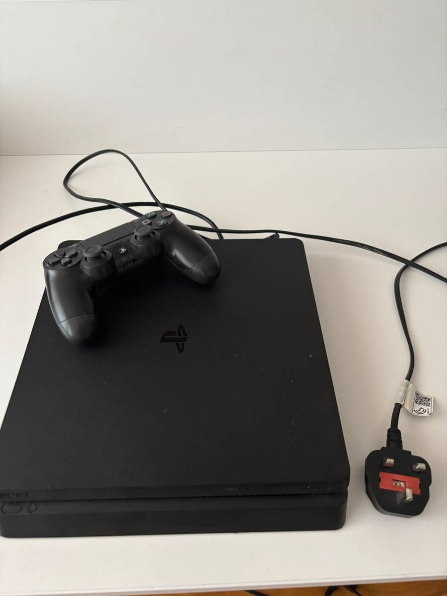 Sony PlayStation 4 — Oyunlar, konsollər və proqramlar, Bakı