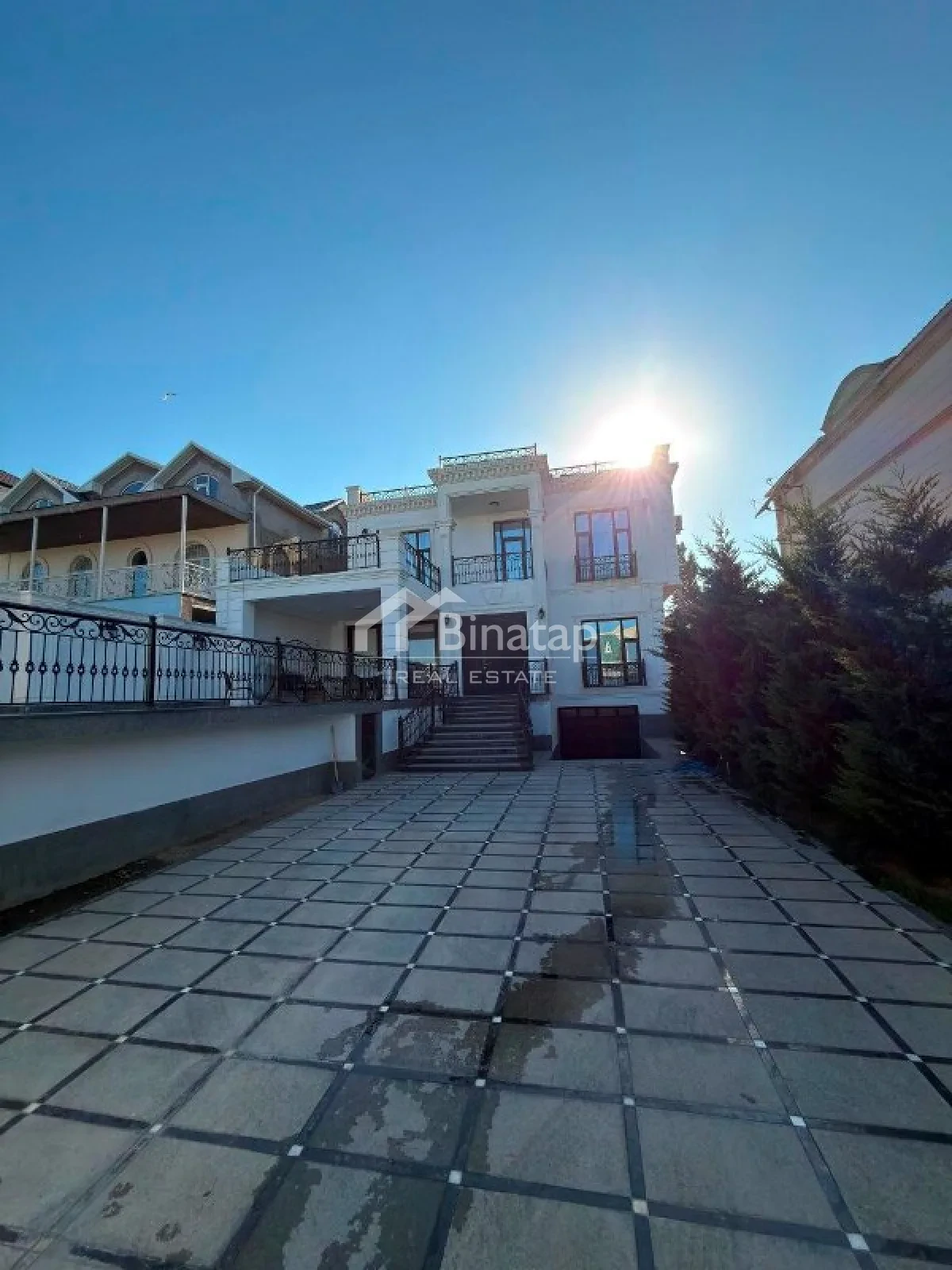 Satılır 5 otaqlı həyət evi / bağ evi 560 m², Badamdar qəsəbəsi, Səbail rayonu — Ev, villa, Bakı (2)