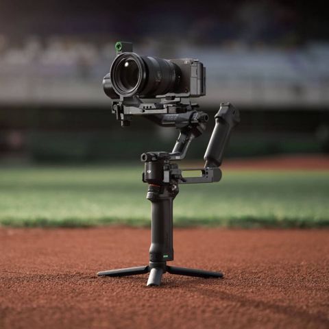 DJI RS 5 Kamera Stabilizatoru 3 oxlu peşəkar gimbal DJI RS 5 müasir — Bakı