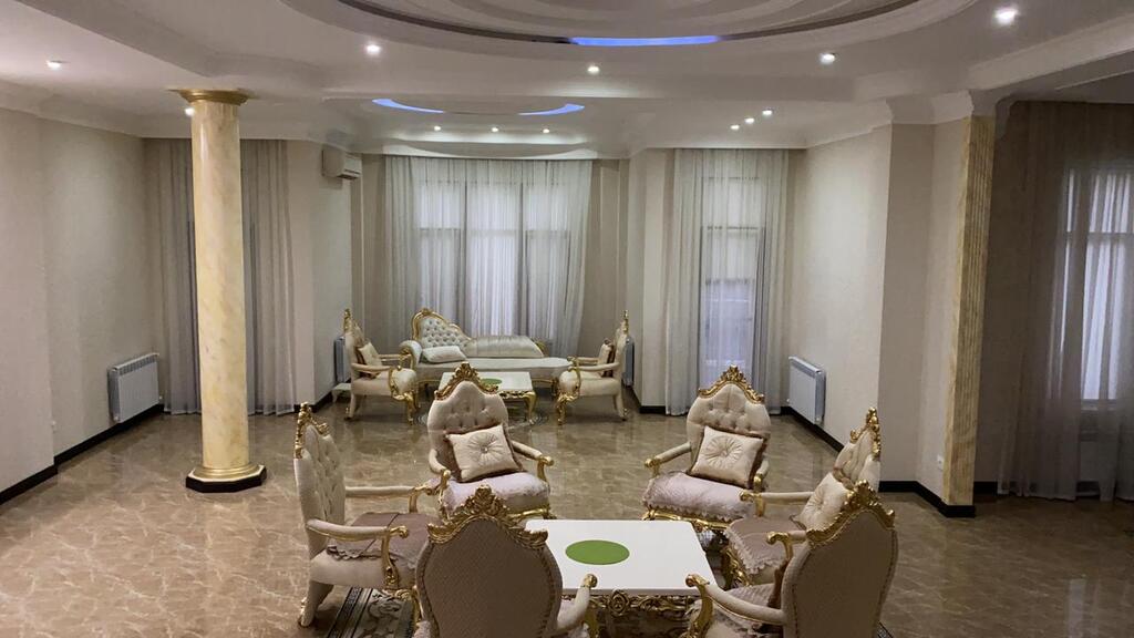 Satılır 8 otaqlı həyət evi/bağ evi 800 m² — Ev, villa, Bakı (9)