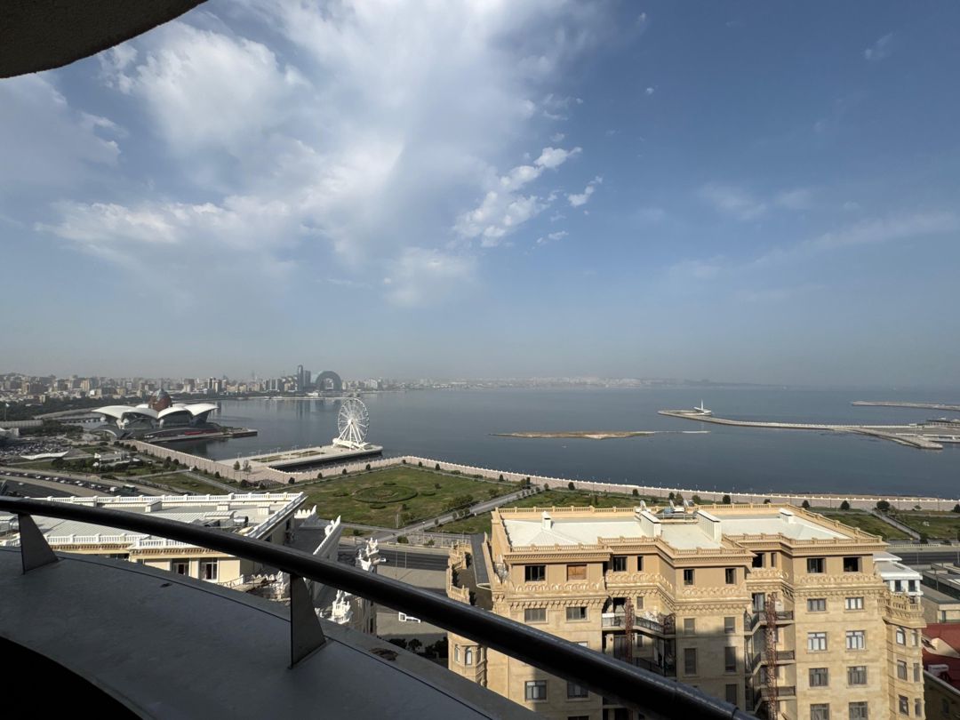 6 otaqlı mənzil, 303 m², Əlibəyov qardaşları küç. (Sabah Residence) — Mənzil, Bakı (4)