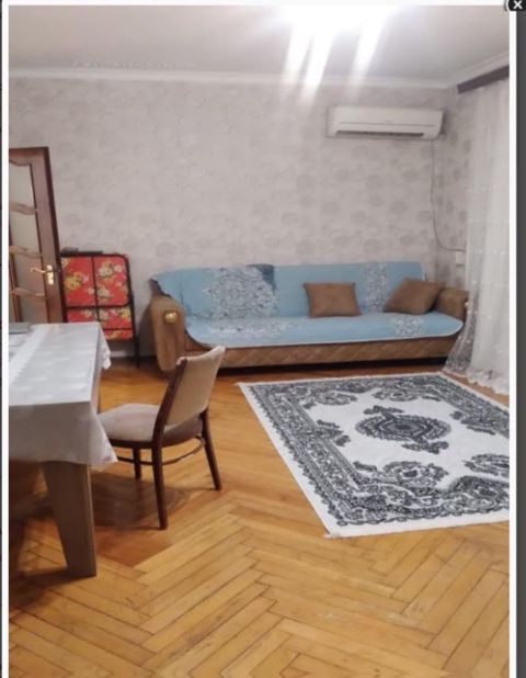 İcarəyə verilir 2 otaqlı köhnə tikili 35 m² — Bakı