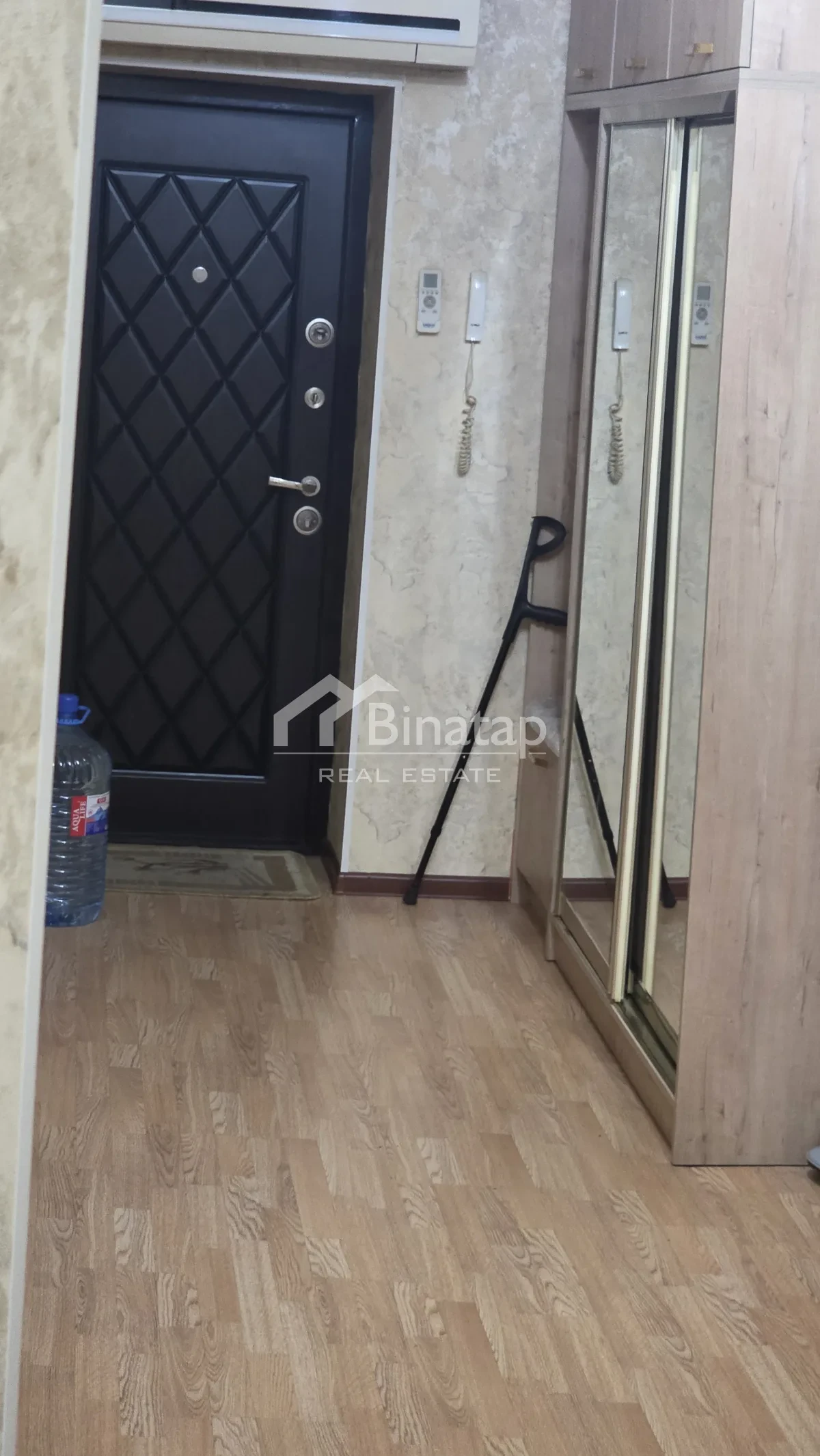 Satılır 4 otaqlı köhnə tikili 110 m², Nizami metrosu, Yasamal rayonu — Mənzil, Bakı (2)
