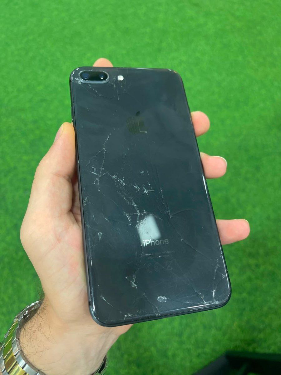 Apple iPhone 8 Plus Space Gray 64GB — Smartfonlar, Bakı (2)