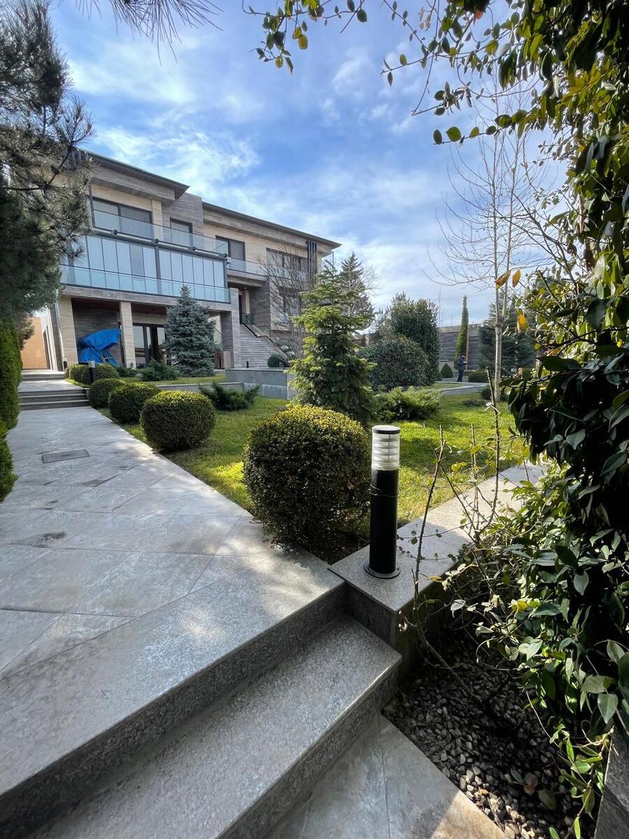 Satılır 6 otaqlı həyət evi/bağ evi 650 m² — Ev, villa, Bakı (4)