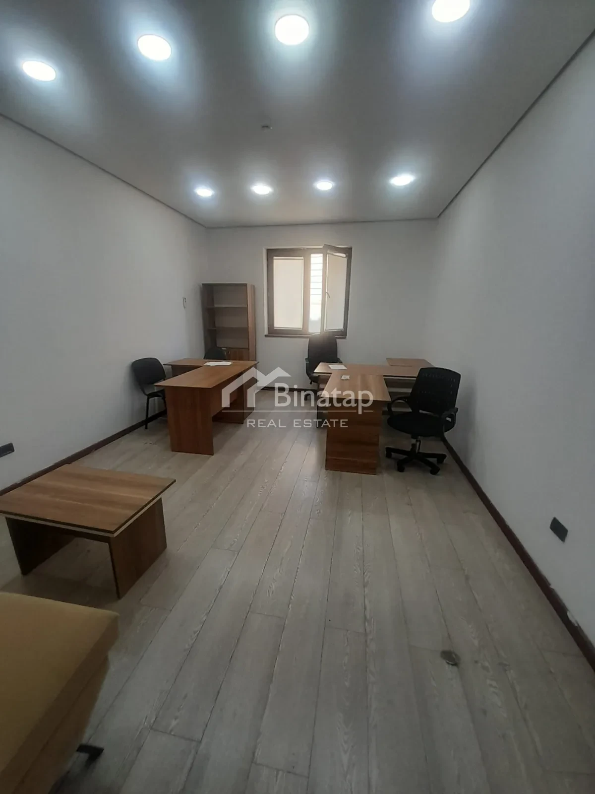 İcarəyə verilir 1 otaqlı ofis 30 m², Gənclik metrosu, Nərimanov rayonu — Bakı