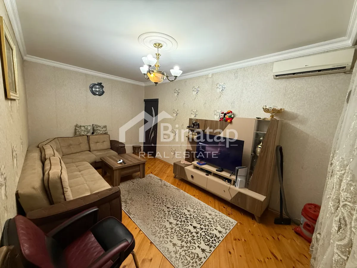Satılır 3 otaqlı köhnə tikili 80 m², Xalqlar Dostluğu metrosu, Suraxanı rayonu — Mənzil, Bakı (2)