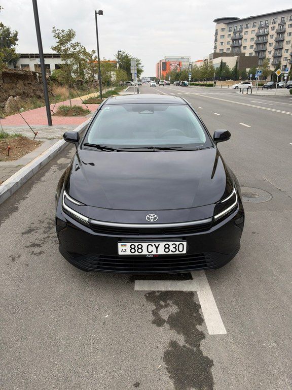 Toyota Corolla, 1.8 L, 0.85 kWh, 2026 il, 5 300 km 88-CY-830 — Avtomobillər, Bakı