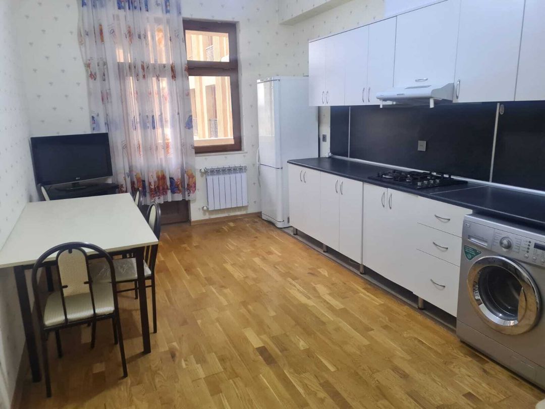 İcarəyə verilir 3 otaqlı yeni tikili 120 m² — Mənzil, Bakı (10)