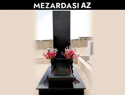 Tinləri oval məzar və qəbir daşları — Bakı