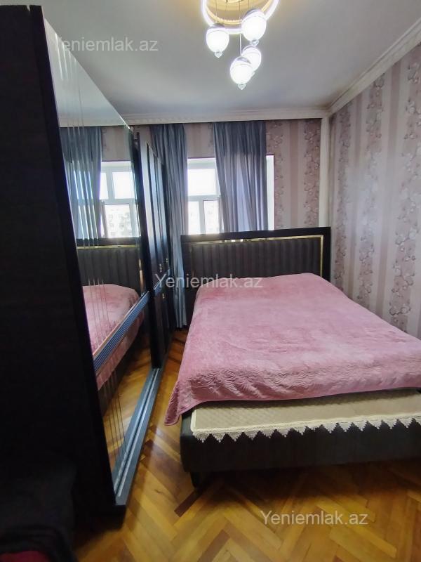 Satılır 3 otaqlı Bina evi menzil (Köhnə tikili), 70 m², 17-ci mikrorayon — Mənzil, Sumqayıt (8)