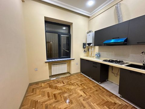 İcarəyə verilir 3 otaqlı köhnə tikili 75 m² — Bakı