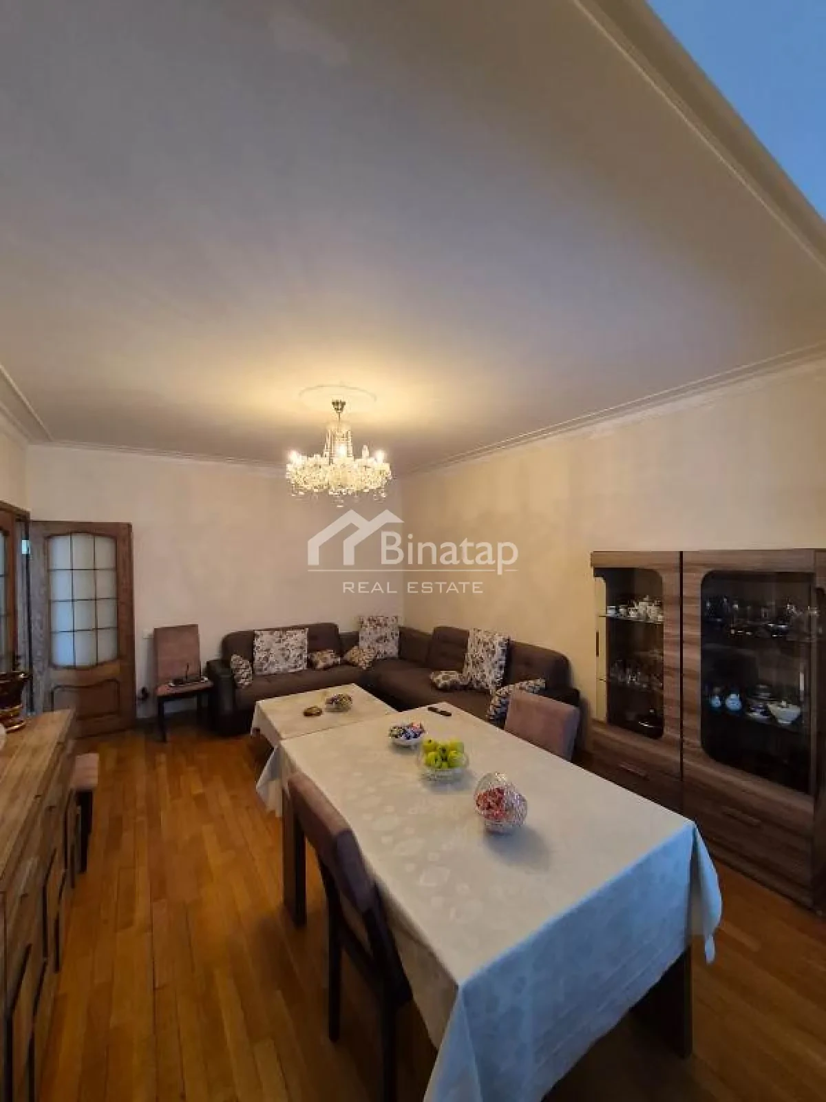 Satılır 4 otaqlı köhnə tikili 120 m², Elmlər Akademiyası metrosu, Yasamal rayonu — Mənzil, Bakı (2)