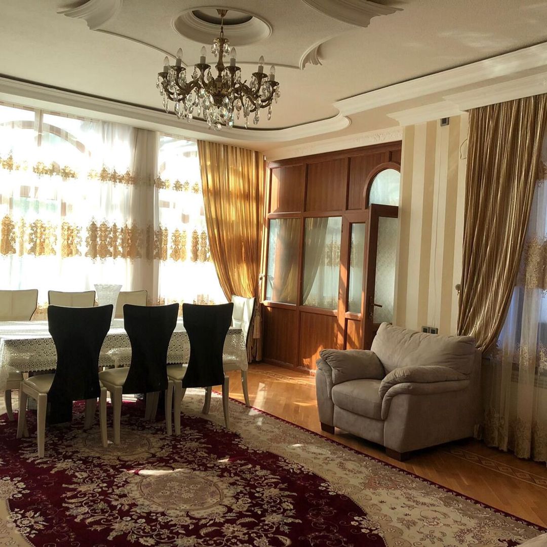 Həyət evi, N.Nərimanov küç — Ev, villa, Gəncə (6)