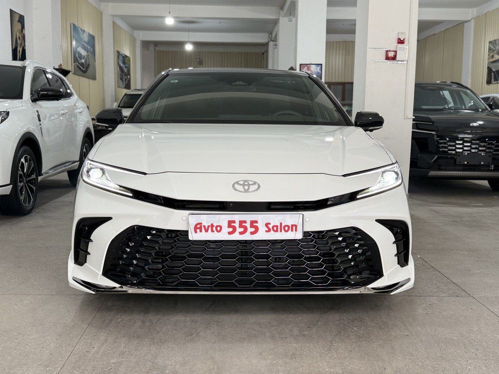 Toyota Camry, 2.0 L, 1 kWh, 2025 il, 2 900 km — Avtomobillər, Bakı