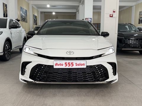 Toyota Camry, 2.0 L, 1 kWh, 2025 il, 2 900 km — Bakı