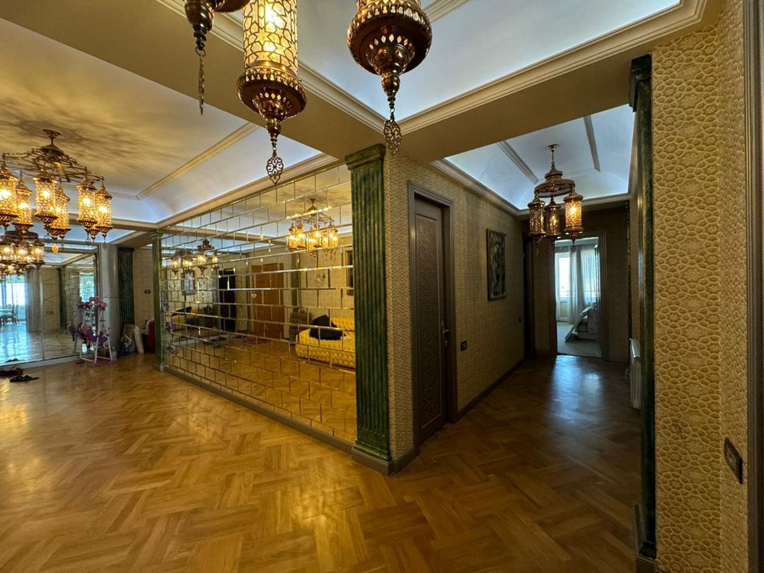 6 otaqlı mənzil, 340 m², Həsən Əliyev küçəsi (Ağ Evlər Nərimanov) — Mənzil, Bakı (3)