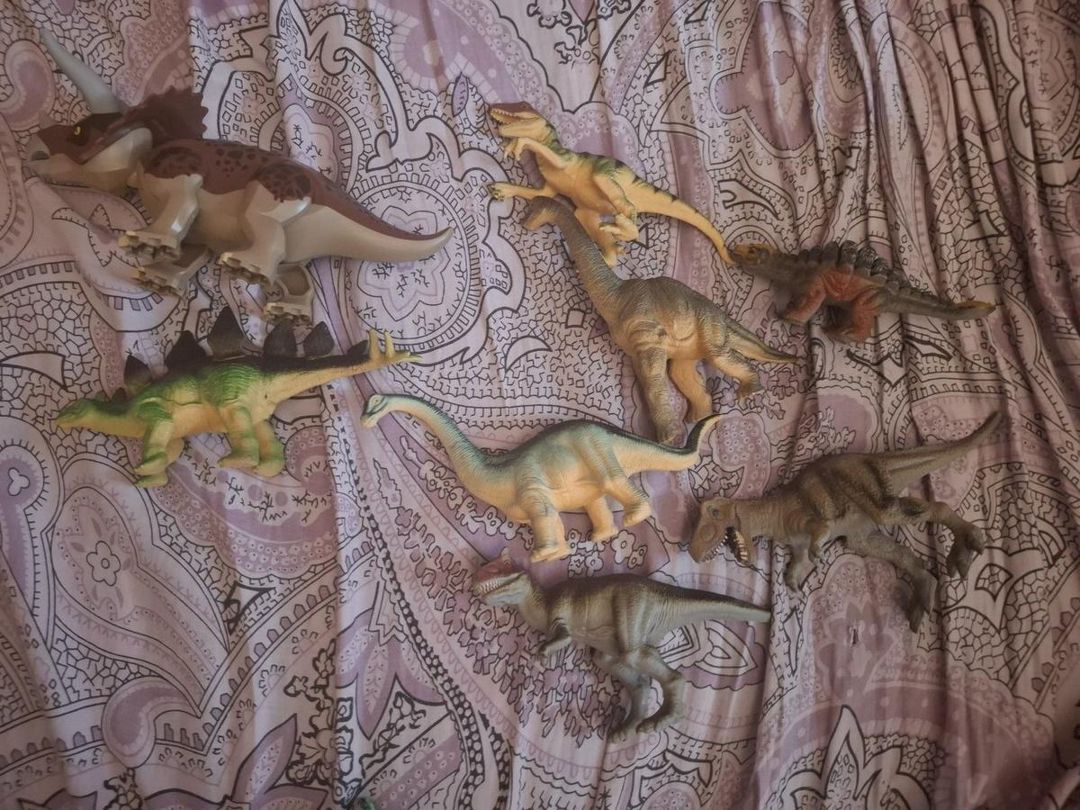 Dinozavr fiquru — Oyuncaqlar, Bakı
