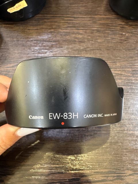 Canon ikinci əl EW-83H blenda — 15 ₼ · Bakı · Foto və video texnikası Canon ikinci əl EW-83H blenda — Bakı