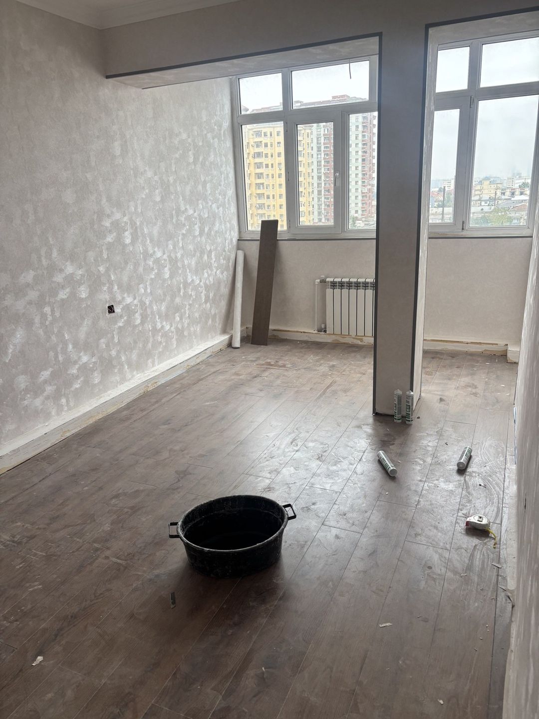 Satılır 3 otaqlı köhnə tikili 100 m² — Mənzil, Bakı (2)
