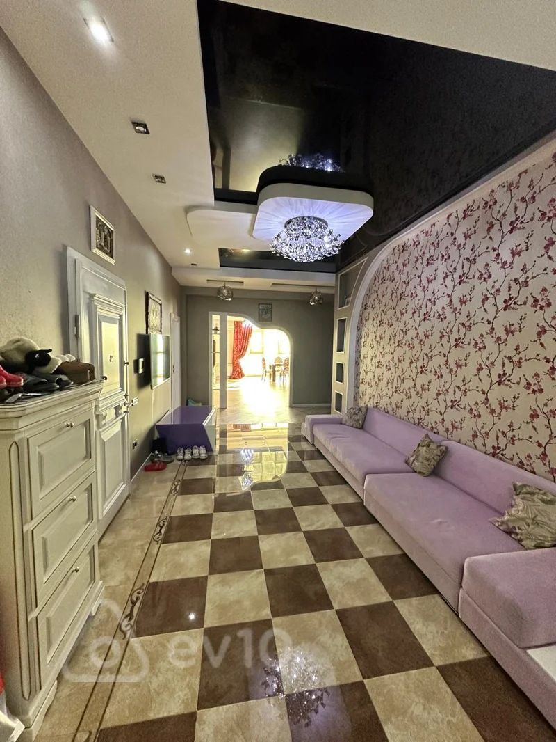 4 otaqlı mənzil, 250 m², nizami gencevi — kirayə — Mənzil, Bakı (10)