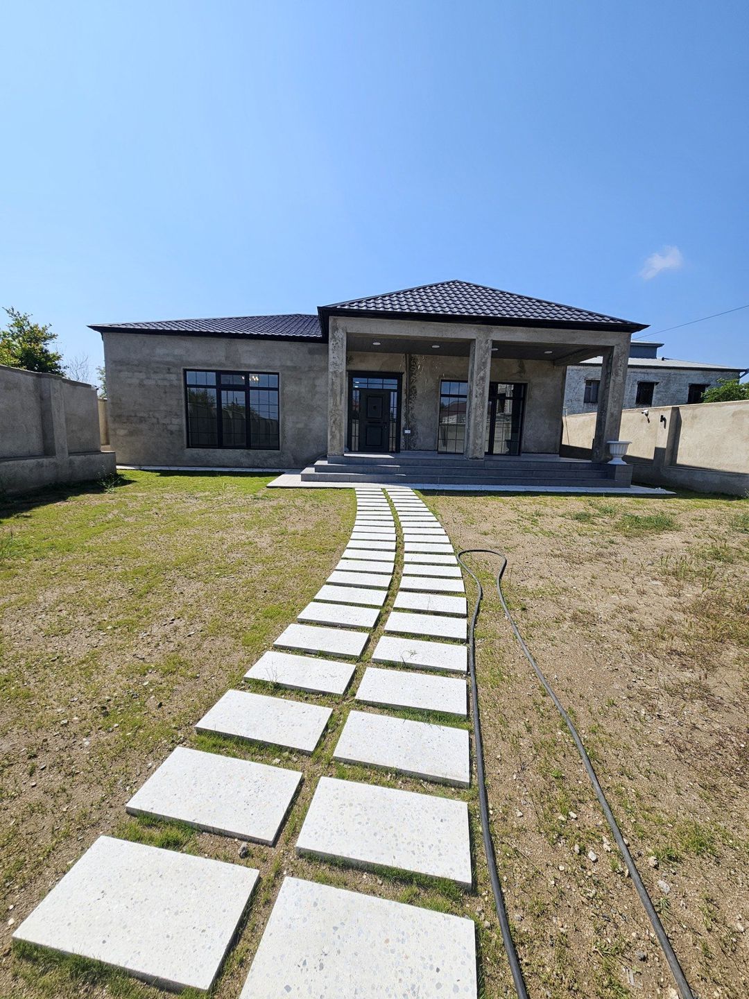 Satılır 5 otaqlı həyət evi/bağ evi 200 m² — Ev, villa, Bakı