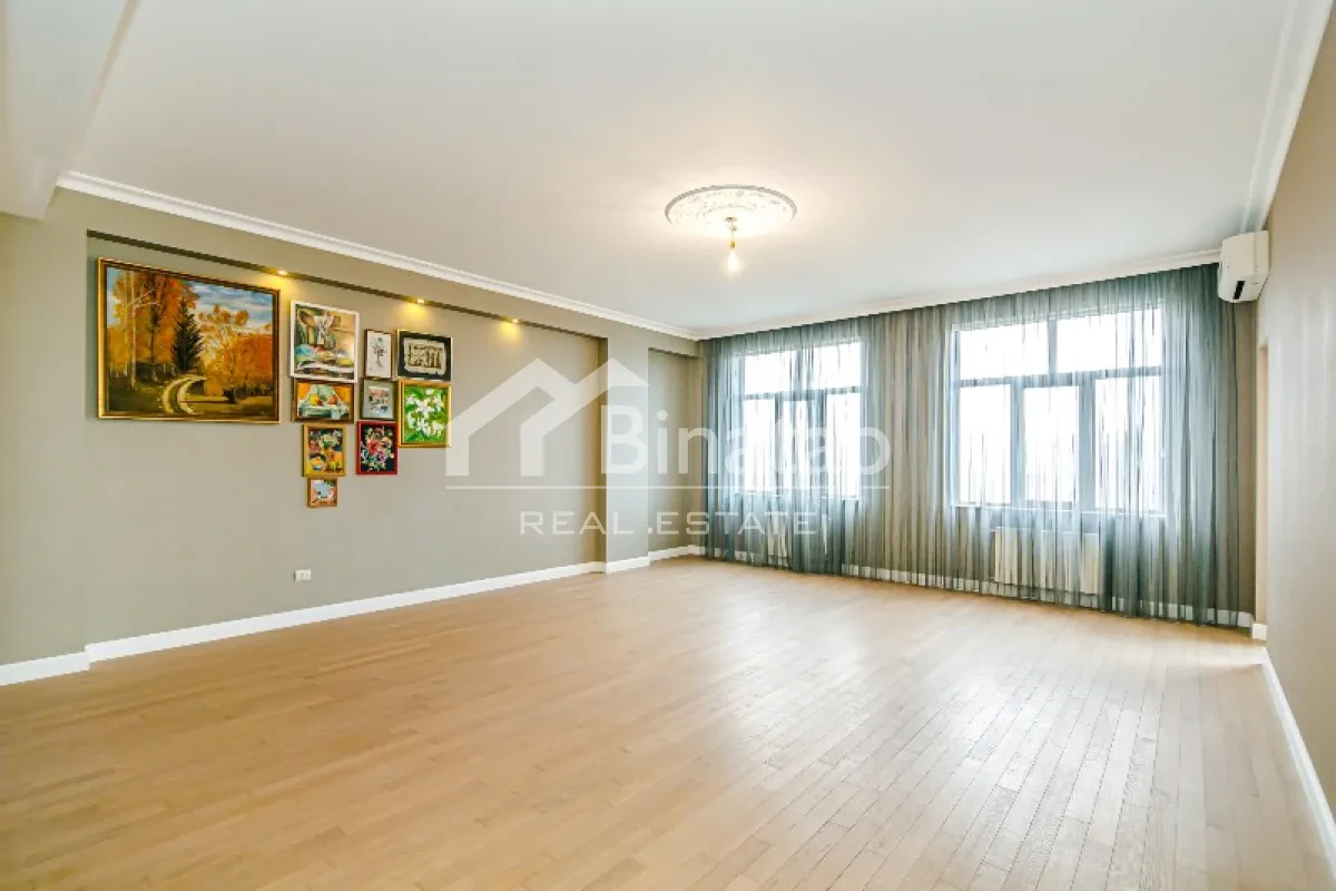 Satılır 3 otaqlı yeni tikili 153 m², 28 May metrosu, Nəsimi rayonu — Bakı