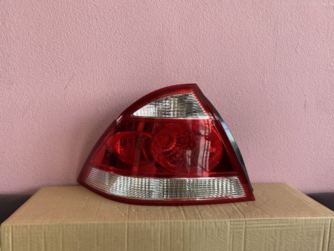 "Nissan Sunny 2008" arxa stop işıqları — Bakı