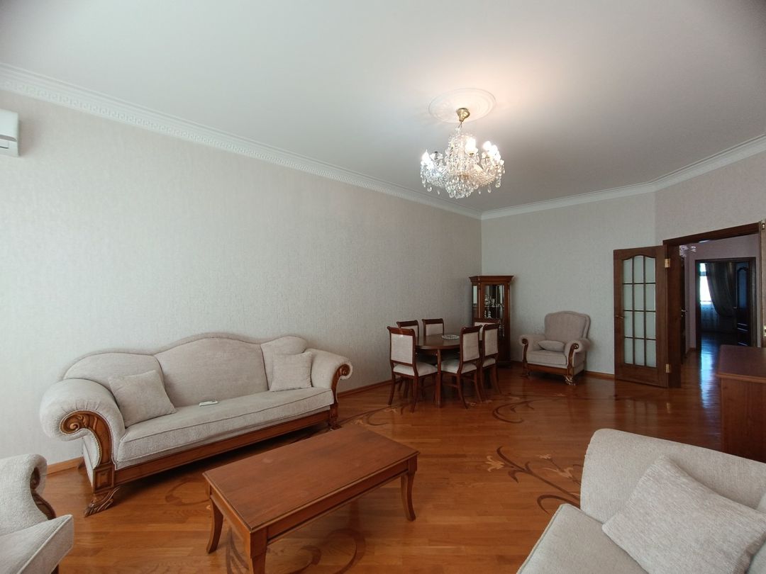 İcarəyə verilir 3 otaqlı yeni tikili 168 m² — Mənzil, Bakı (4)
