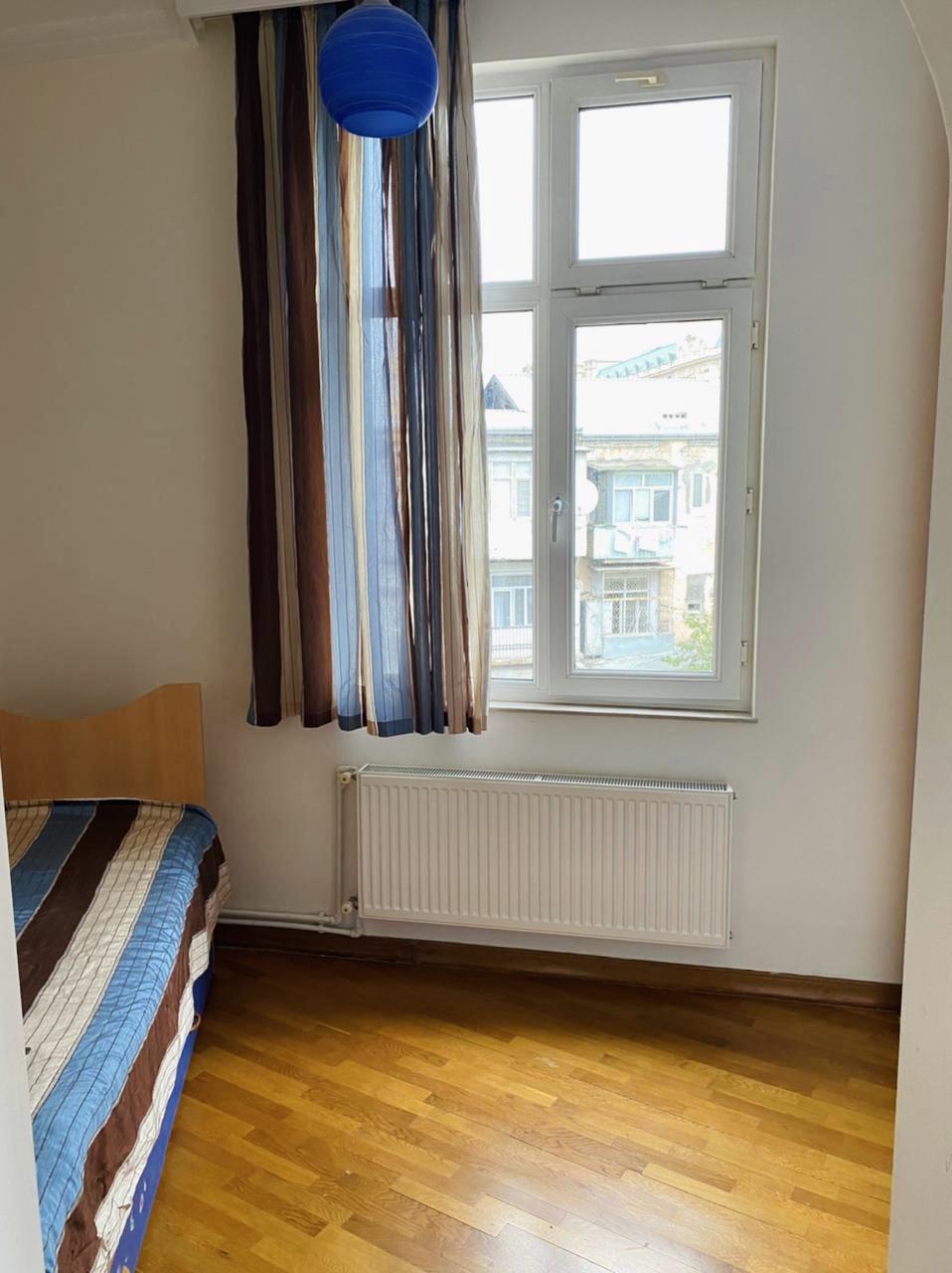 4 otaqlı mənzil, 150 m², Niyazi küçəsi, 5 — kirayə — Mənzil, Bakı (5)