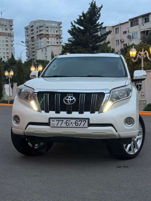 Toyota Land Cruiser Prado, 2.7 L, 2011 il, 258 000 km 77-GP-677 — Avtomobillər, Bakı (3)
