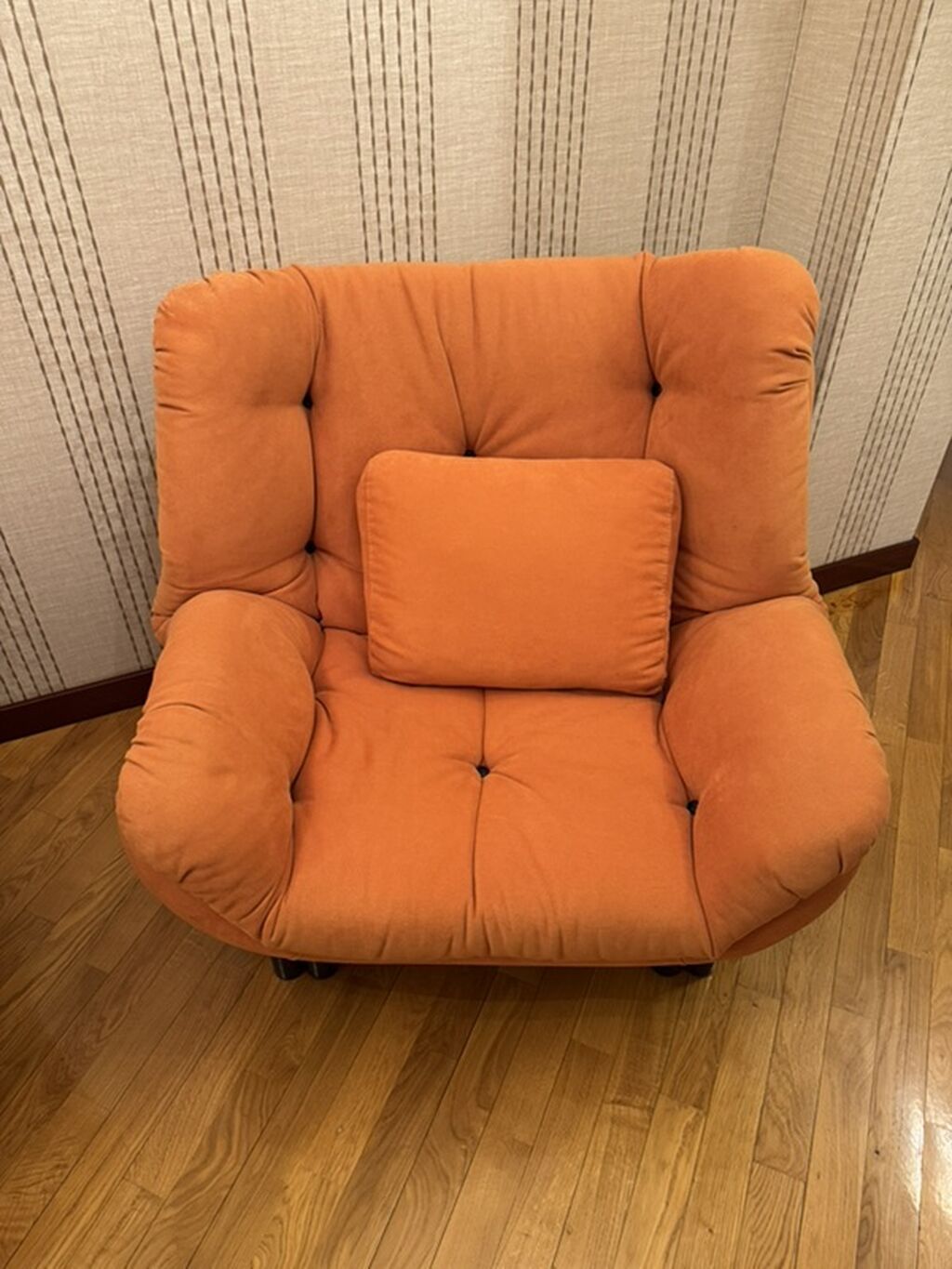 Divan, İşlənmiş, Açılmayan, Bazasız, Parça — Divanlər, Bakı (2)