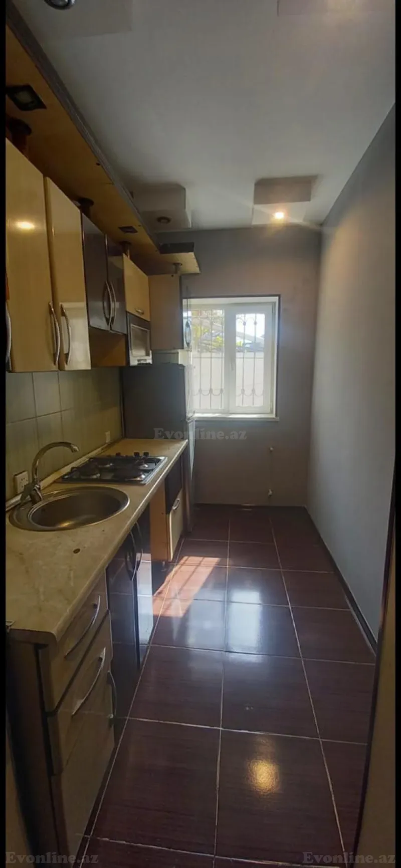 Kirayə verilir 3 otaqlı Həyət evi 80 m² Bakı, Səbail r., Sahil m., 20-ci sahə — Bakı