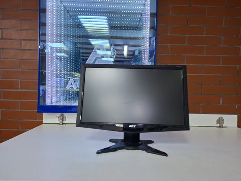 Acer G195HQV — Bakı