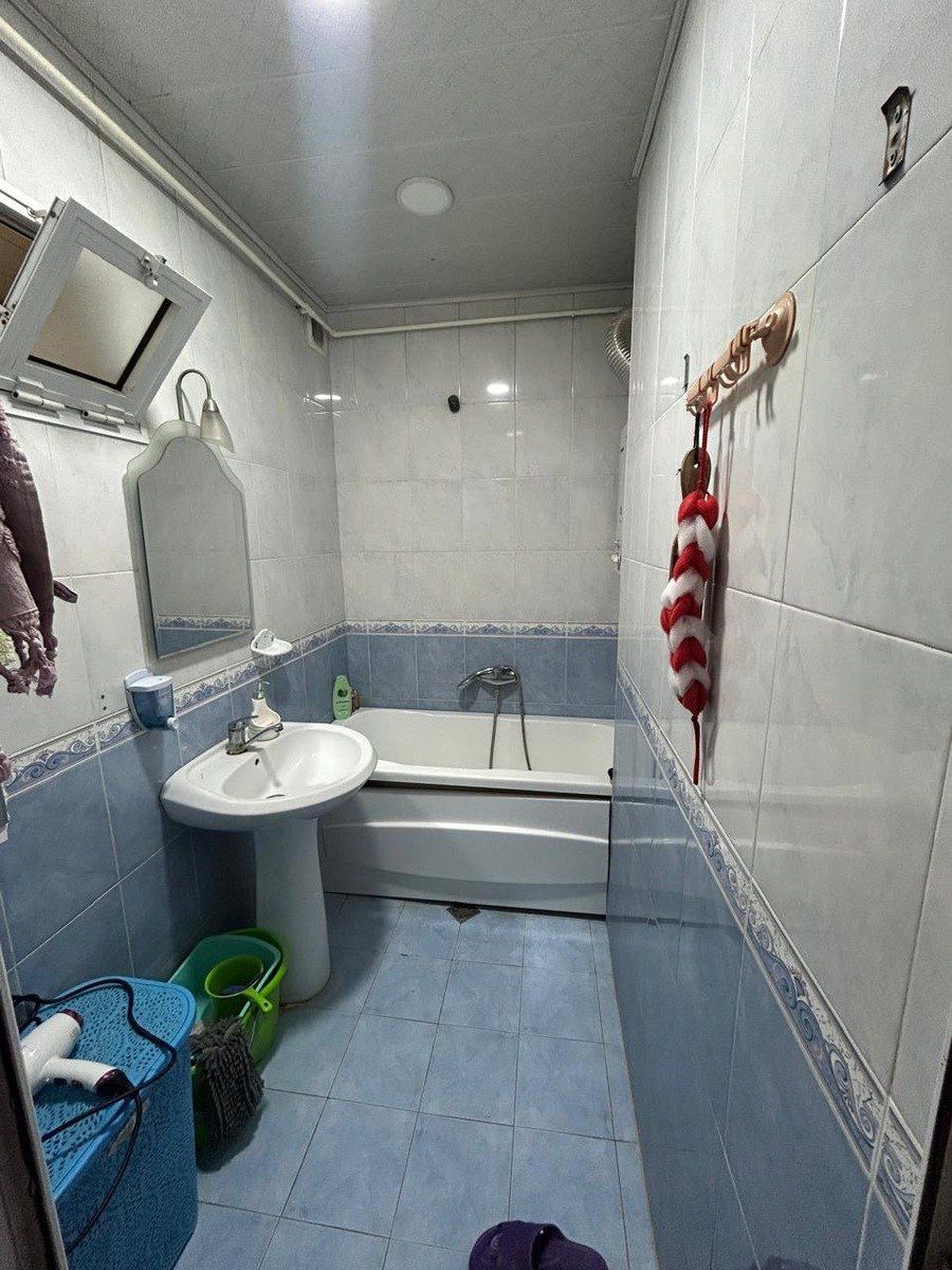 Satılır 2 otaqlı köhnə tikili 56 m² — Mənzil, Bakı (10)