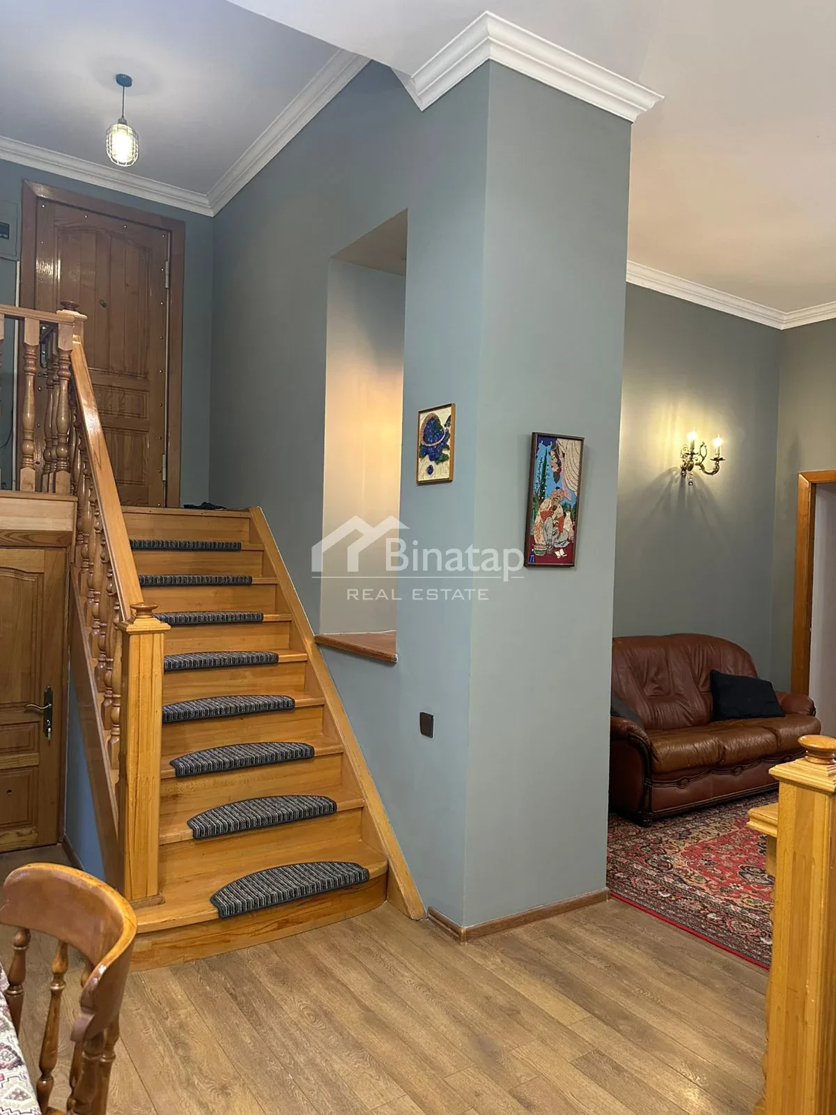 Satılır 3 otaqlı köhnə tikili 140 m², Sahil metrosu, Səbail rayonu — Mənzil, Bakı (2)