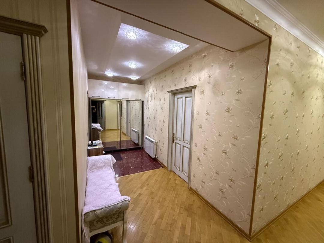 Satılır 4 otaqlı yeni tikili 142 m² — Mənzil, Bakı (7)