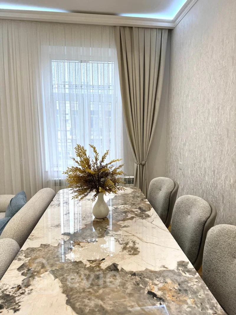 3 otaqlı mənzil, 90 m², Nizami küç — kirayə — Mənzil, Bakı (5)