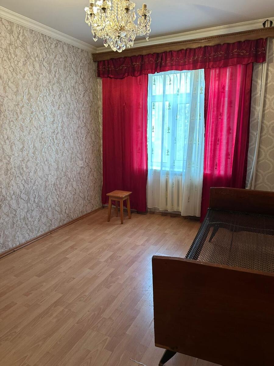 Satılır 3 otaqlı köhnə tikili 69 m² — Mənzil, Bakı (4)