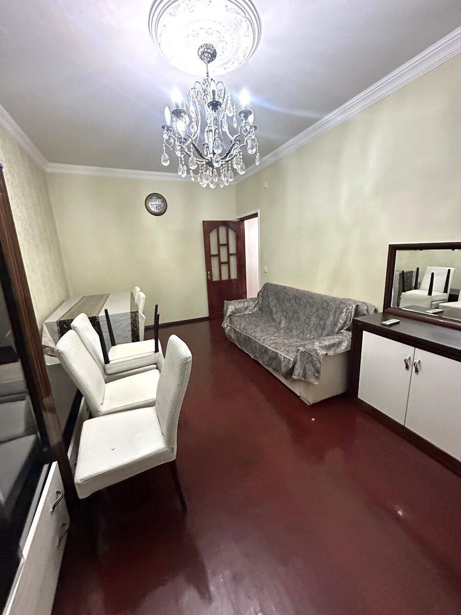 İcarəyə verilir 3 otaqlı köhnə tikili 150 m² — Mənzil, Bakı (2)