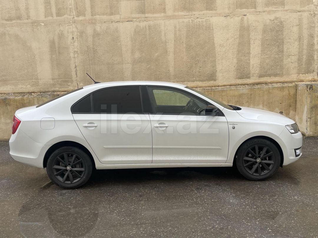 2016 Skoda Rapid, 1.6 L, 2016, 245,000 km 77-CX-787 — Avtomobillər, Bakı (4)