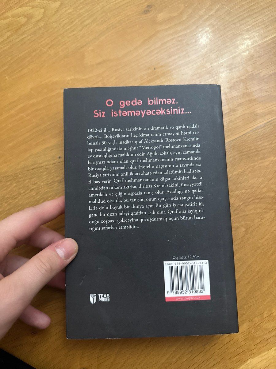 “Centlmen Moskvada” – Amor Towles — Kitablar və jurnallar, Bakı (3)