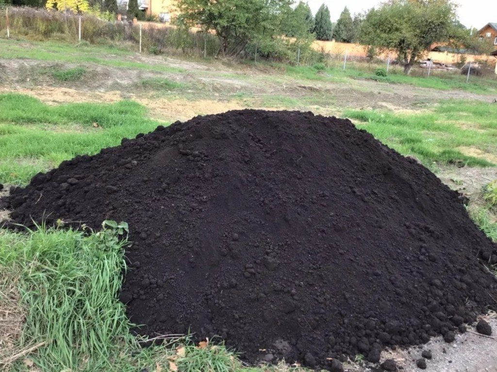 Qara torpaq və peyin — Dacha və bağ, İsmayıllı (12)