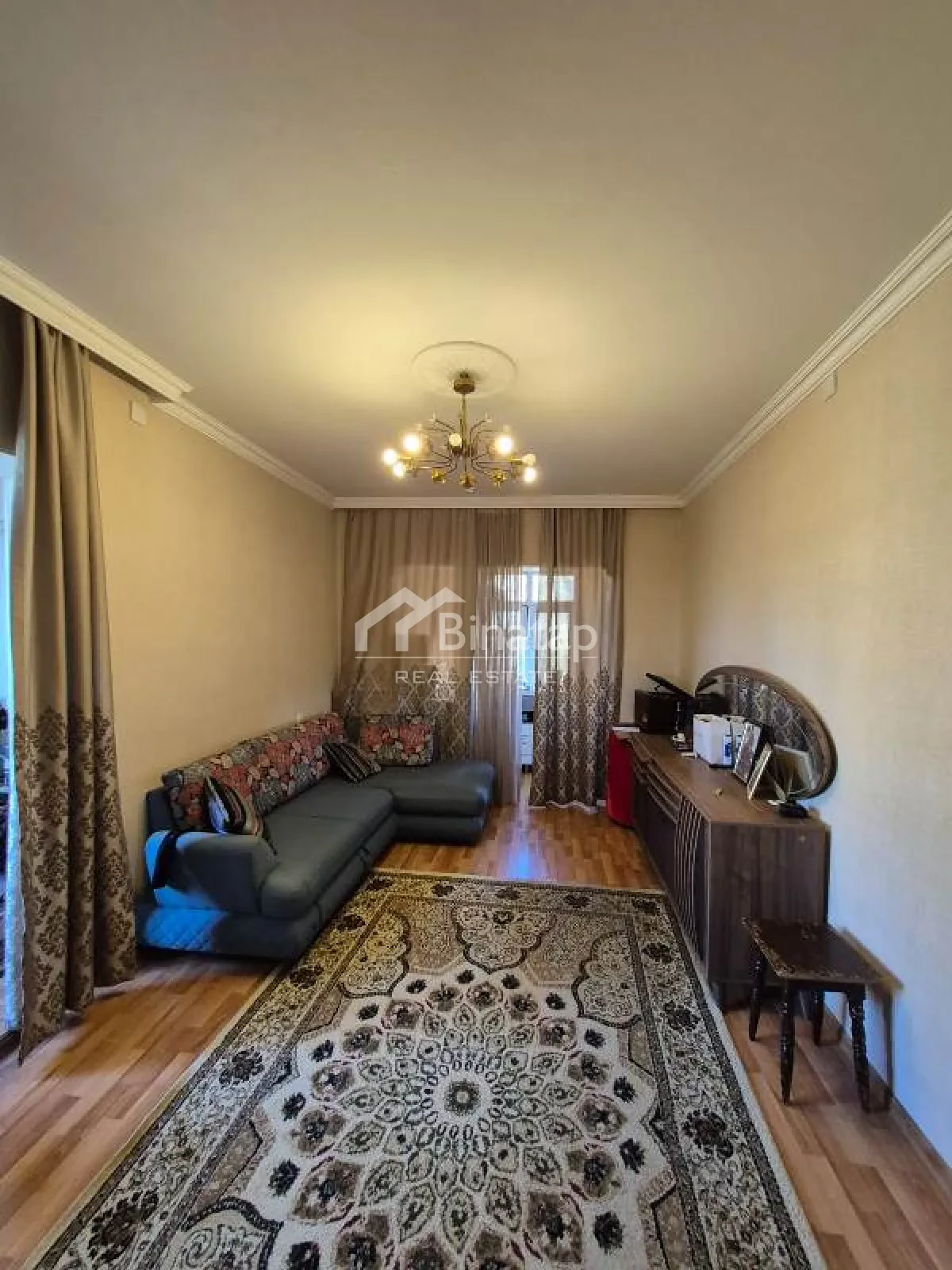 Satılır 2 otaqlı köhnə tikili 50 m², İnşaatçılar metrosu, Yasamal rayonu — Mənzil, Bakı (3)
